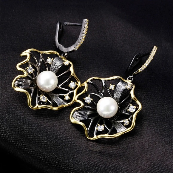 πππBrand New Stunning Earrings πππ - Picture 3 of 3